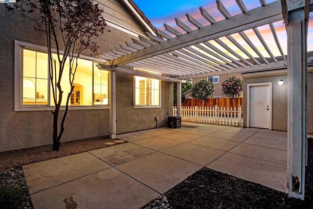 6424 Altamar Cir., Livermore CA: https://media.crmls.org/mediaz/1aa8cdc4-fc4f-47e8-9a05-e064e521b2a7.jpg