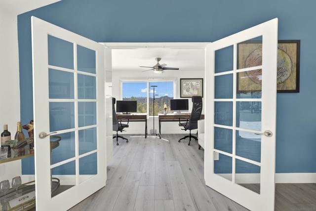 17351 Saint Andrews Dr, Poway CA: https://media.crmls.org/mediaz/1aa9626a-f95d-4907-bd93-80985a57acb1.jpg