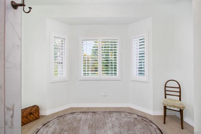 6823 Corintia St, Carlsbad CA: https://media.crmls.org/mediaz/1aa9e16e-4e9d-4b64-86cc-e1f701474519.jpg