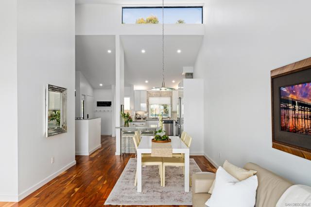 2399 Jefferson St, Carlsbad CA: https://media.crmls.org/mediaz/1aab6325-dfb5-4de1-8957-6fbdcef4ccff.jpg