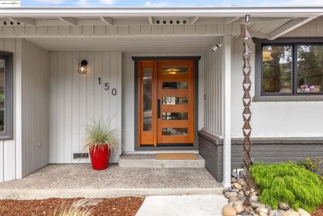 150 Santa Rita Dr, Walnut Creek CA: https://media.crmls.org/mediaz/1aac2fe6-414c-4ddc-ac25-b997fbed0a5d.jpg