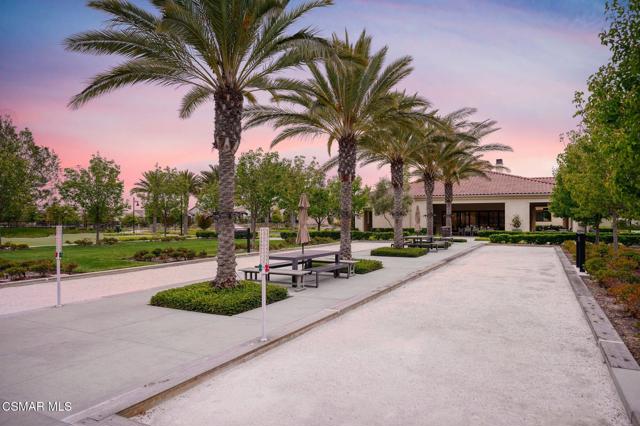 2424 Quartsite Drive, Camarillo CA: https://media.crmls.org/mediaz/1aac6972-b426-4a31-865d-71e9e7946e09.jpg