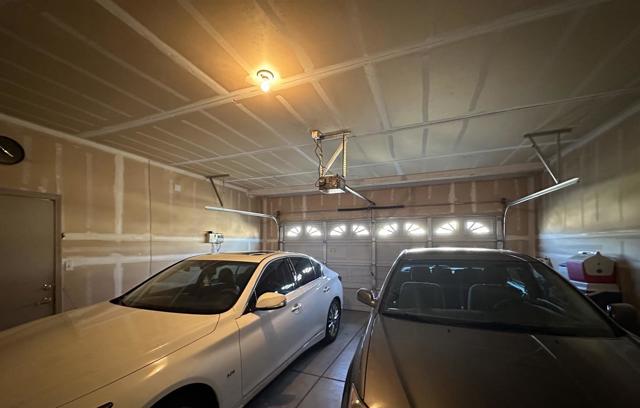 5116 Impala Run Place, Antelope CA: https://media.crmls.org/mediaz/1aacd8a8-e5ac-47c5-a854-0f04a6dc16ea.jpg