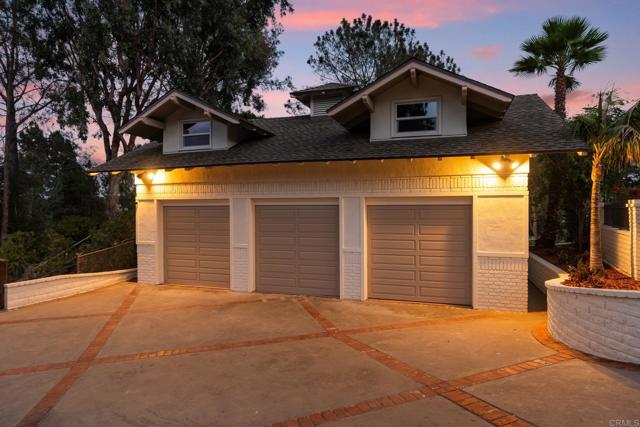 603 Sereno View Road, Encinitas CA: https://media.crmls.org/mediaz/1aad395b-0d8f-452f-be04-3a25f0c98578.jpg