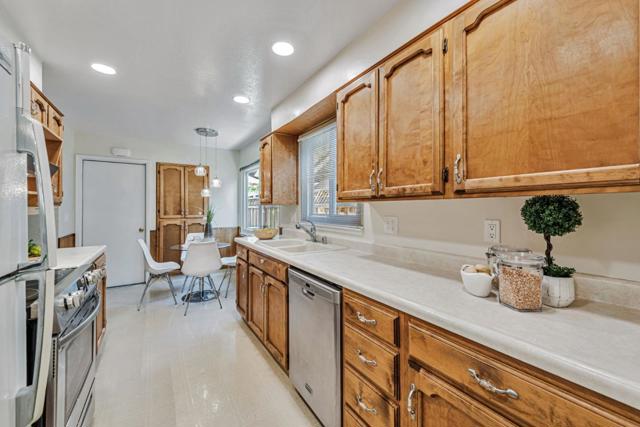 154 Arcadia Avenue, Santa Clara CA: https://media.crmls.org/mediaz/1aafdfa7-3098-4dc0-a60f-c151be370496.jpg