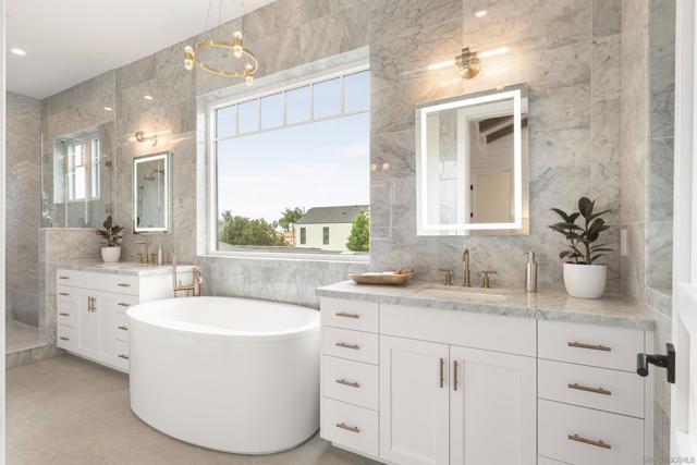 462 & 466 Westbourne St., La Jolla CA: https://media.crmls.org/mediaz/1ab03ca8-1f81-4a71-85f2-bd3d4801e0f3.jpg