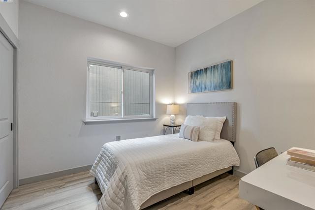 20244 Lower Skyridge Dr, Groveland CA: https://media.crmls.org/mediaz/1ab0727f-35c1-4d1c-9fe1-632363f24ee7.jpg