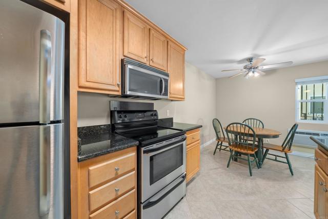 Image 10 of 24 For 9959 Erma Rd  104