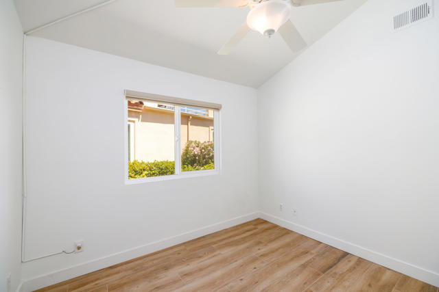 78337 Scarlet Court, La Quinta CA: https://media.crmls.org/mediaz/1ab0a530-c858-4592-ad2f-376959e8481c.jpg