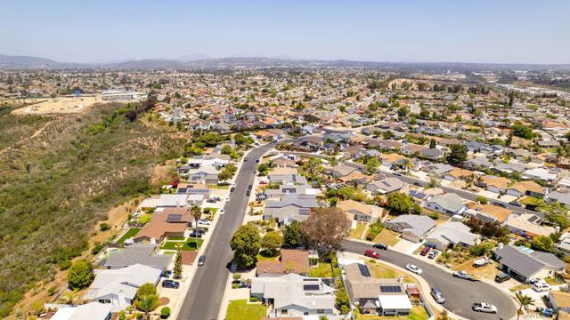 7587 Northrup Dr, San Diego CA: https://media.crmls.org/mediaz/1ab13d3e-8311-4e8e-8b00-9f2ba1d28870.jpg