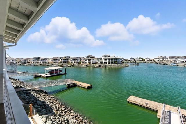 467 Halcyon Place, Bethel Island CA: https://media.crmls.org/mediaz/1ab16cd1-fd4f-4a9c-9cbf-d637400c9c7e.jpg