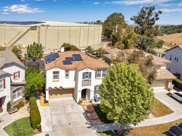 3023 Canoas Villa, San Jose CA: https://media.crmls.org/mediaz/1ab3a6ad-1236-4e89-9bcf-21aadb3b4092.jpg