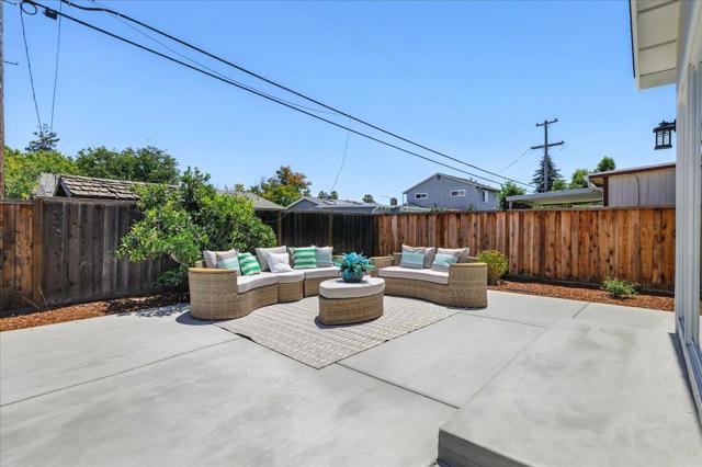 2286 Weston Drive, San Jose CA: https://media.crmls.org/mediaz/1ab42af3-65a4-4214-be10-f76cd4af102c.jpg