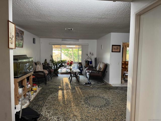 16846 Dominican, San Diego CA: https://media.crmls.org/mediaz/1ab7577f-d74b-44b6-b176-0be5ed2e8407.jpg
