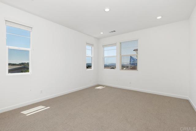 1207 Sunrise View, San Marcos CA: https://media.crmls.org/mediaz/1ab7637a-eacc-401e-ae99-bf20394149d9.jpg