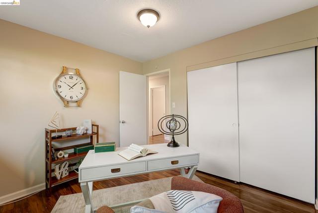 Image 9 of 47 For 2651 Tamalpais Dr