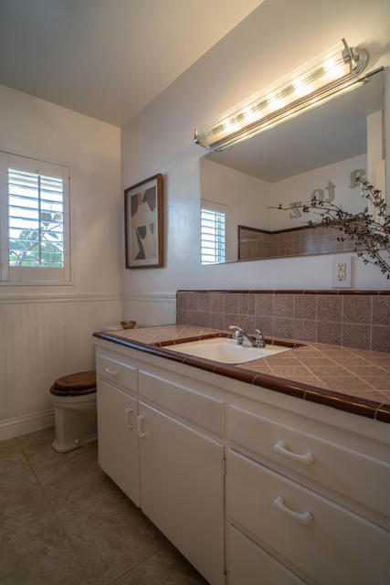 44841 San Jacinto Avenue, Palm Desert, CA 92260