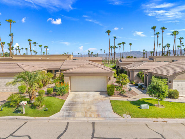 76064 Honeysuckle Drive, Palm Desert, CA 92211