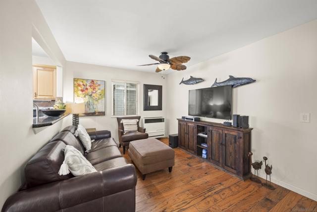 715 Toulon Ct, Outside Area (Inside Ca) CA: https://media.crmls.org/mediaz/1aba1b58-32ba-4084-a6c0-49e35c24d3cd.jpg