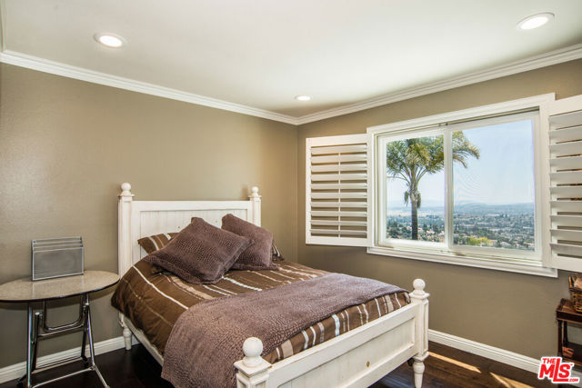 500 Topside Place, Diamond Bar CA: https://media.crmls.org/mediaz/1abb69c8-2b95-4b49-9fcd-4aa0014d4648.jpg