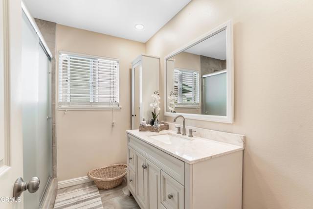 1215 Lawrence Way, Oxnard CA: https://media.crmls.org/mediaz/1abb7164-e79d-448b-85e6-dde5867d7f67.jpg