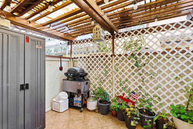 Detail Gallery Image 19 of 28 For 1560 Monterey Pine Dr #B,  San Ysidro,  CA 92173 - 3 Beds | 1/1 Baths