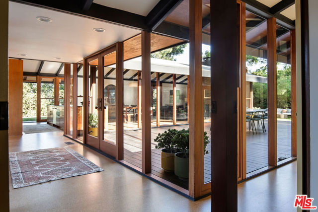 2050 La Fremontia Street, South Pasadena CA: https://media.crmls.org/mediaz/1abc76e0-2ff8-4b6b-aace-e65ee39c33e7.jpg