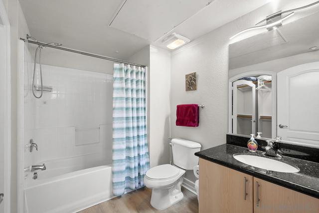 525 11th Avenue, San Diego CA: https://media.crmls.org/mediaz/1abcab84-c624-4b05-8241-a9f15812de5c.jpg