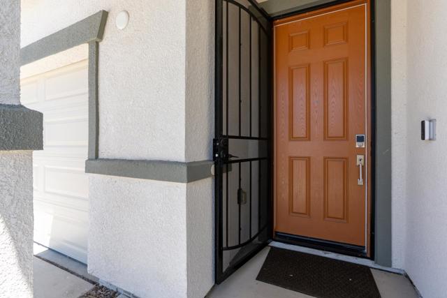 2040 Edwards Street, Los Banos CA: https://media.crmls.org/mediaz/1abcbe4f-a5e8-4377-b31d-486ac87f3382.jpg