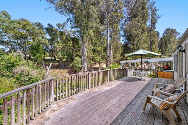 11 Del Rio Circle, Soquel CA: https://media.crmls.org/mediaz/1abcf56f-717d-488c-ad20-4cd14826a084.jpg