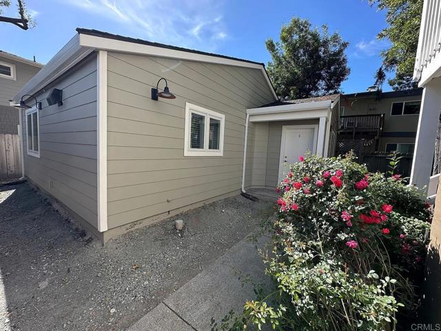 Detail Gallery Image 3 of 18 For 3621 Chestnut St, Lafayette,  CA 94549 - 4 Beds | 4/1 Baths