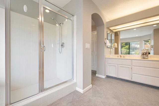 229 Marvilla Circle, Pacifica CA: https://media.crmls.org/mediaz/1abdf5fa-d4df-4273-a7ae-509caf26dffd.jpg