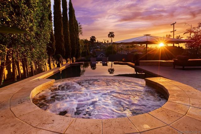 4568 4th Street, La Mesa CA: https://media.crmls.org/mediaz/1abeb561-8218-4c0d-bc7d-937040a8af99.jpg