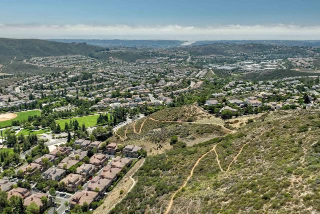 1440 Clearview Way, San Marcos CA: https://media.crmls.org/mediaz/1abef9ce-6023-46fe-9331-f5a2ef55bf67.jpg