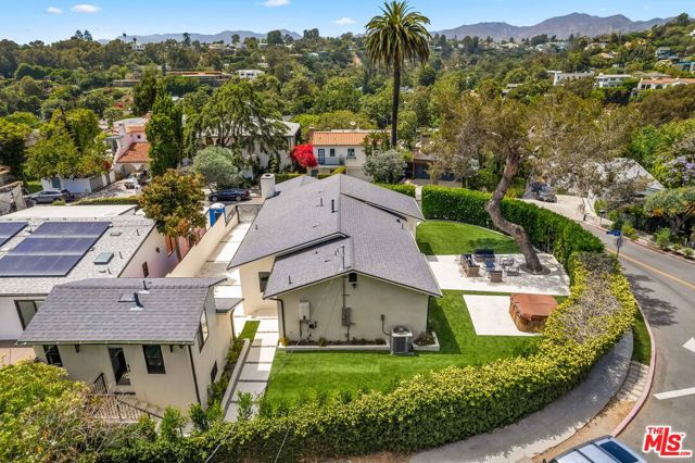 Drew Fenton | 266 Mabery Road Santa Monica CA | MLS: 7395913