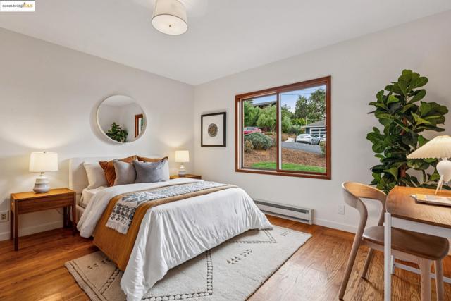 63 Eureka Ave, Kensington CA: https://media.crmls.org/mediaz/1ac0ead6-8c33-40e7-8dd8-2fdec62ef16e.jpg
