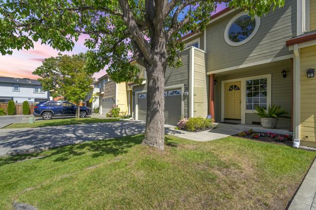 2960 Massih Court, Campbell CA: https://media.crmls.org/mediaz/1ac10197-2207-4875-9c6e-663bbcc3221a.jpg