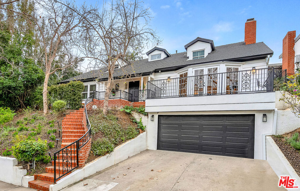 751 Westholme Avenue — Traditional