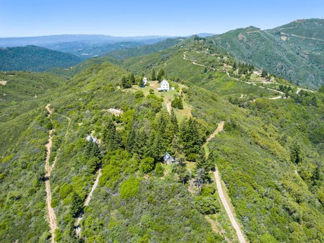 110 Silverline Road, Los Gatos CA: https://media.crmls.org/mediaz/1ac480b1-af1e-45d7-bdd8-7539cac1fe10.jpg