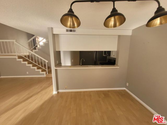 15050 Sherman Way, 139 photo 7