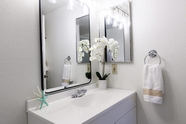 111 Bean Creek Road, Scotts Valley CA: https://media.crmls.org/mediaz/1ac4ec01-65d8-4f19-a551-3bfcf0263a95.jpg