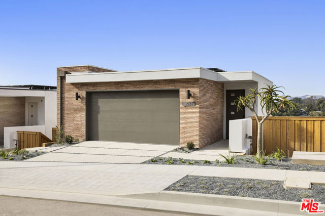 Details for 1649 Bruce Court, Los Angeles, CA 90039