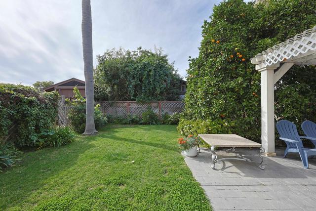 638 Margarita Ave, Coronado CA: https://media.crmls.org/mediaz/1ac5c6fc-7154-43c3-b138-8d510ba06b8d.jpg