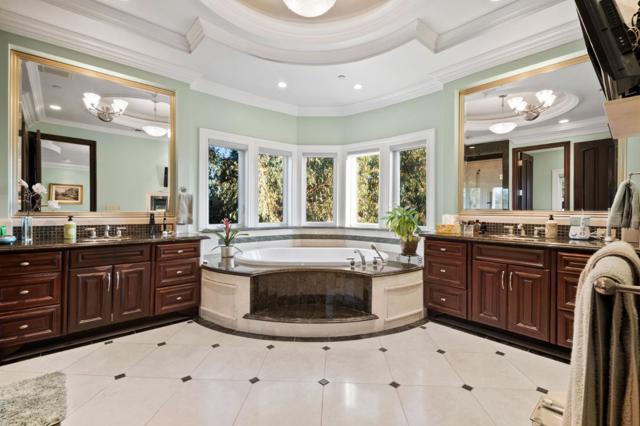 Image 21 of 54 For 20750 Lost Ranch Road