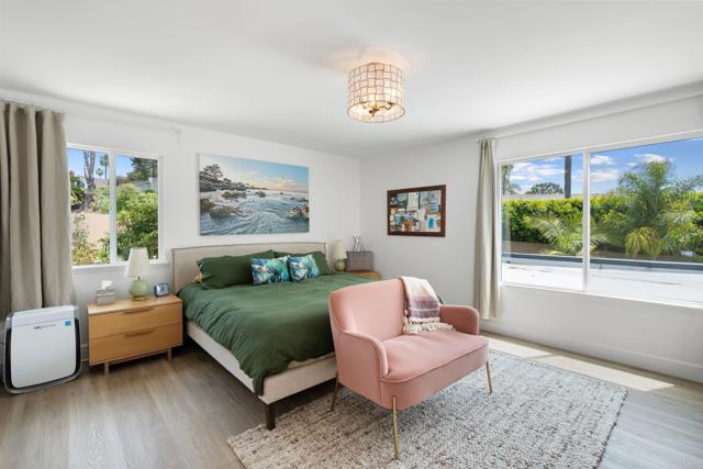 Detail Gallery Image 50 of 68 For 2066 Steiger Ln, Oceanside,  CA 92056 - 5 Beds | 3 Baths