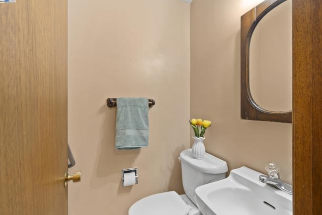 4301 Norris Rd, Fremont CA: https://media.crmls.org/mediaz/1ac6bbd0-d409-4eb7-9e22-897005798daf.jpg