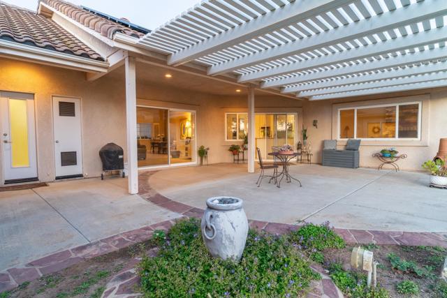 30646 Red Hawk Road, Valley Center CA: https://media.crmls.org/mediaz/1ac973fd-4b6d-4127-95f6-167c448e95ca.jpg