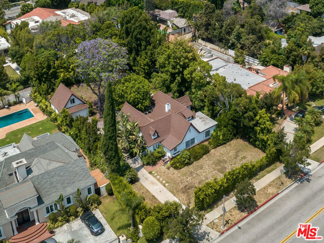 623 Rexford Drive, Beverly Hills, California 90210, 3 Bedrooms Bedrooms, ,2 BathroomsBathrooms,Single Family Residence,For Sale,Rexford,24414515