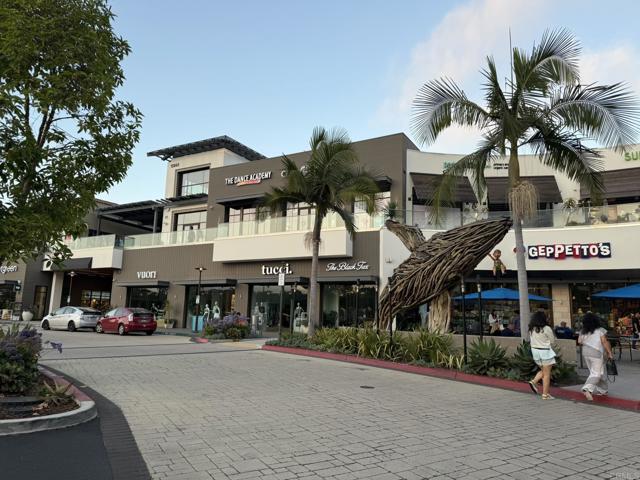 3887 Pell Place, San Diego CA: https://media.crmls.org/mediaz/1acd9001-c59a-42e4-8bbb-2406351759e2.jpg