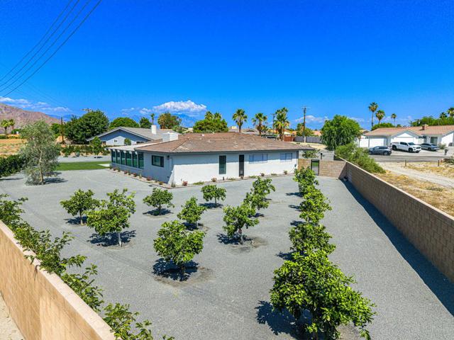 79869 Hummingbird Lane, La Quinta CA: https://media.crmls.org/mediaz/1ace154c-0c35-4433-bdbe-faf2d31179c6.jpg